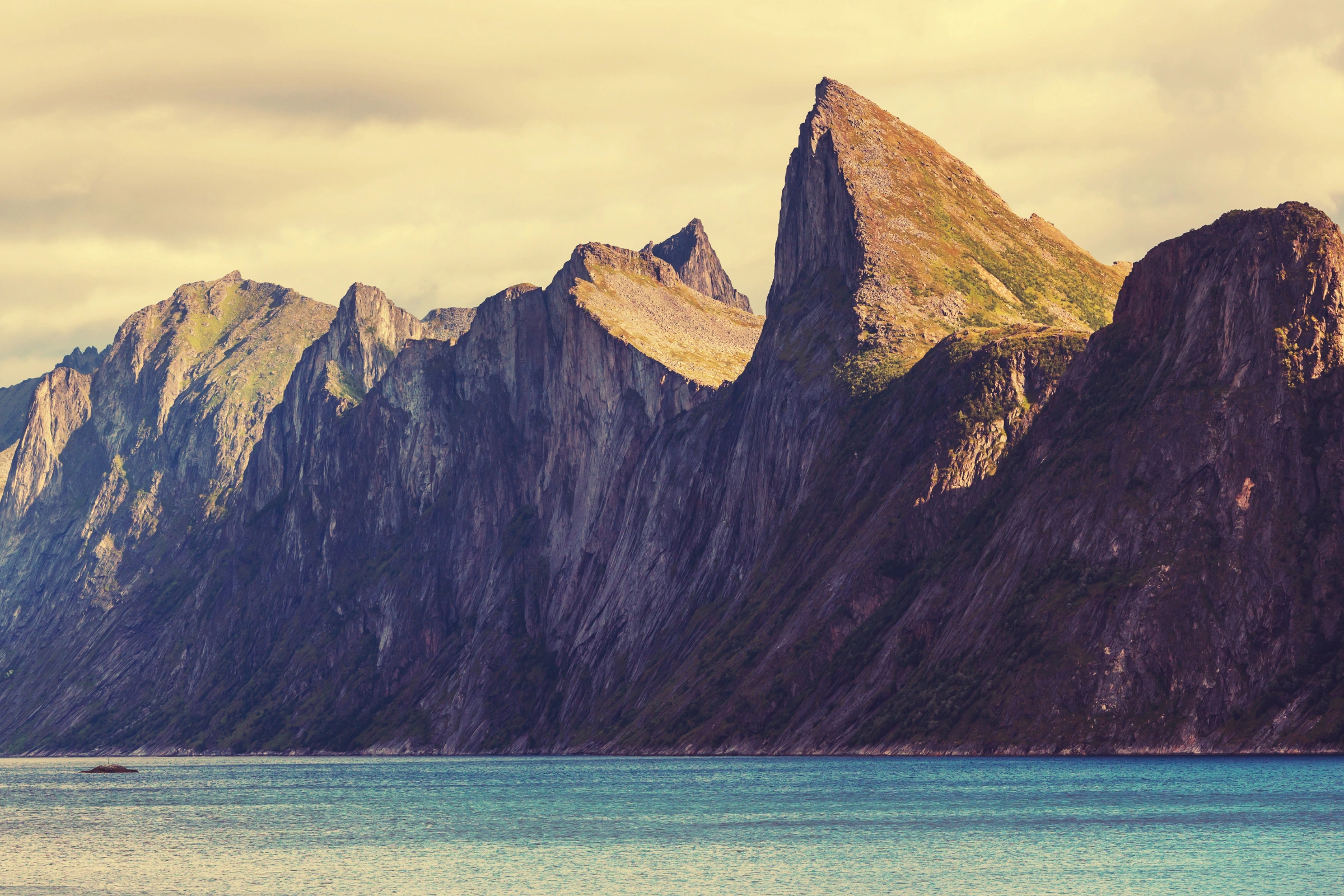 Senja_Island[1].webp